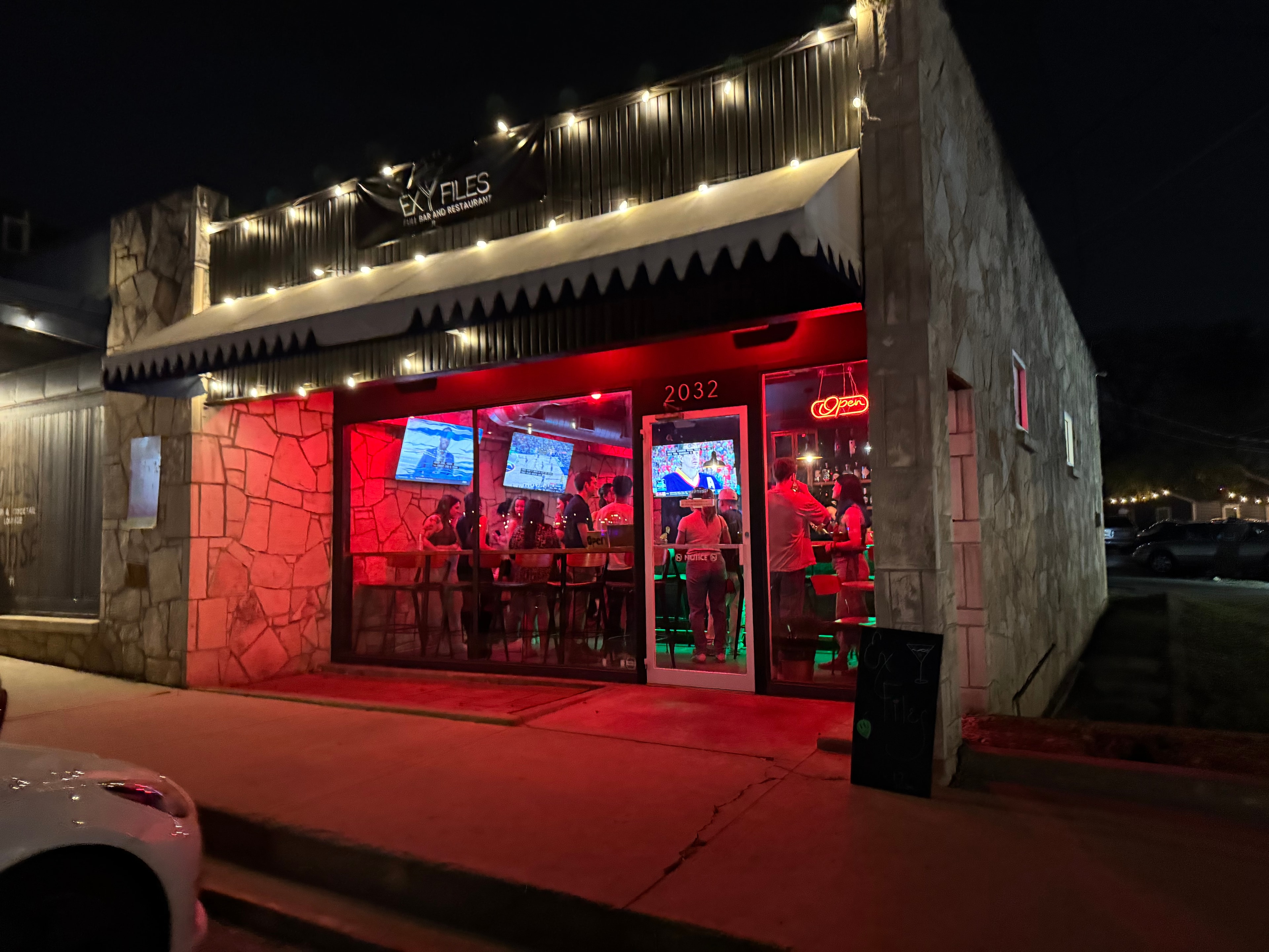 Ex Files Sports Bar - Elevated lounge interior